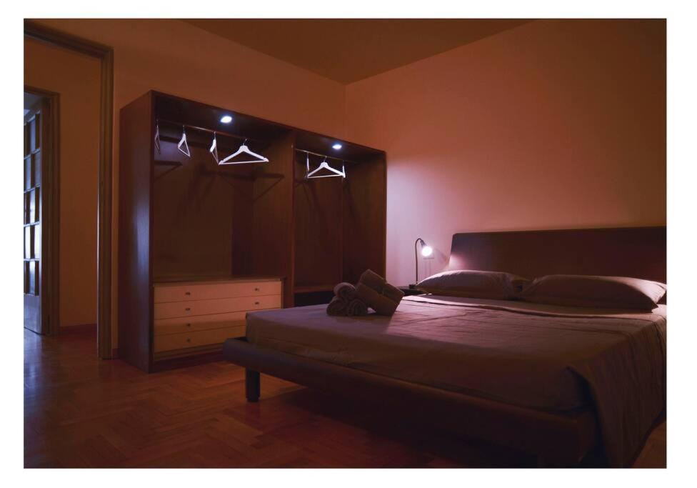 Urban House - Elegant Apartment Brera Milan Center Esterno foto