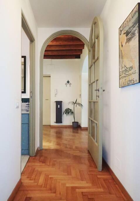 Urban House - Elegant Apartment Brera Milan Center Esterno foto